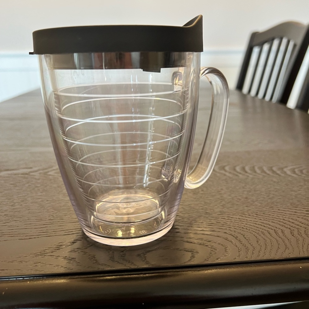 Tervis Clear 16 Oz. Tumbler with handle & black lid double walled insulation
